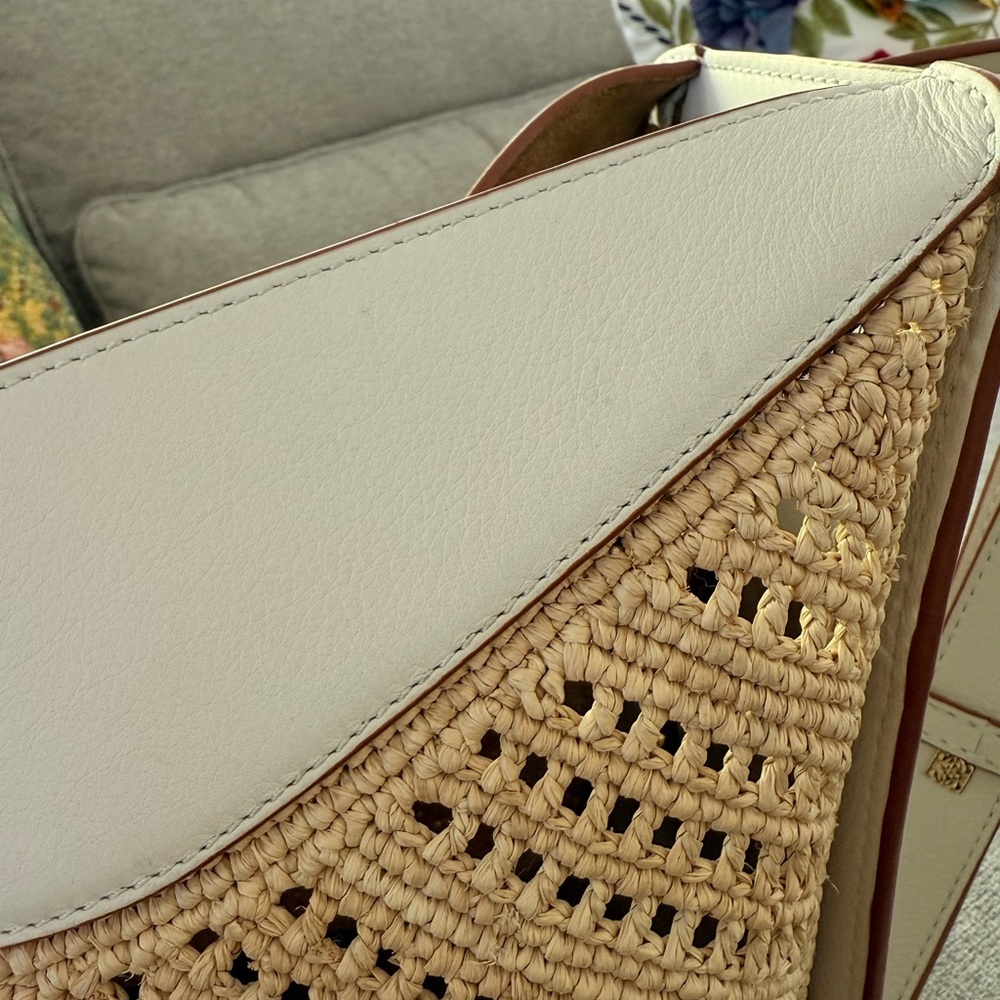 Loewe Hammock Bag, Raffia and White Leather - Picture 10 of 17